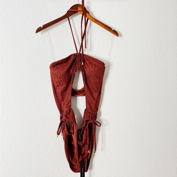 BCBGMAXAZRIA Standard Cut Out One Piece Swimsuit - Picture 2 of 8